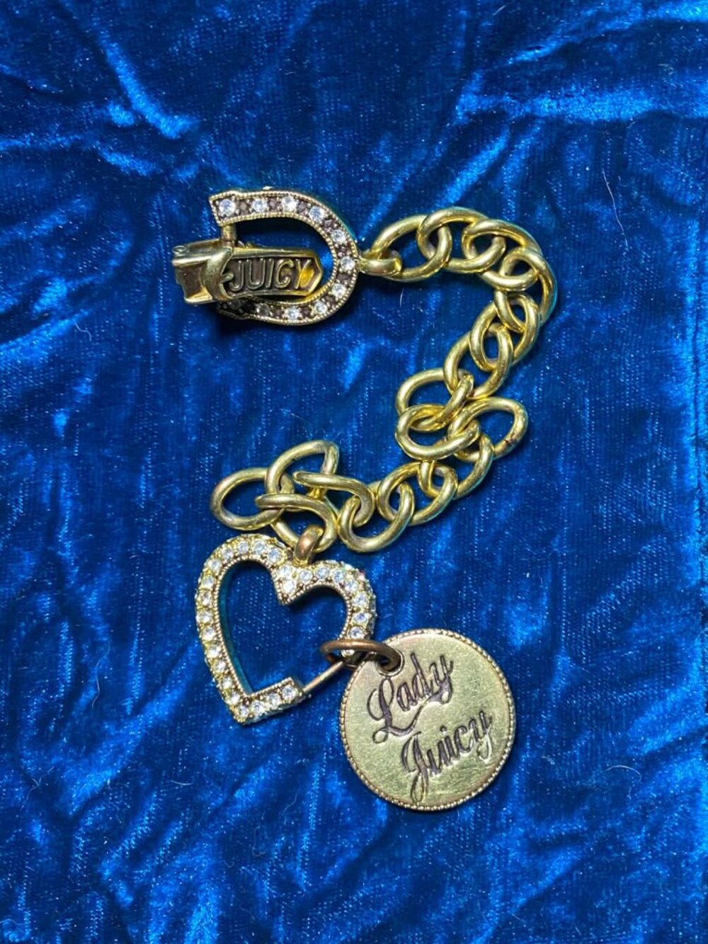 Vintage Juicy Couture Lady Luck Heart Charm Rhinestones Engraved Link Bracelet